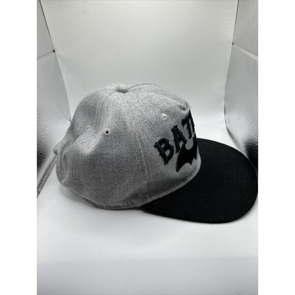 Batman Cap Snapback Grey Black Embroidered Letters Bat Logo Black Brim Cap Hat - Picture 4 of 9